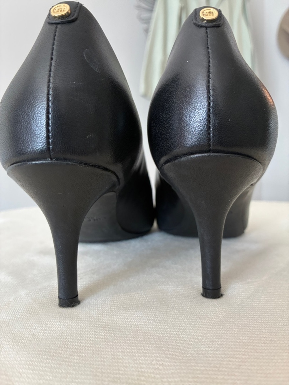 Cole Haan Black Leather Pumps Size 5B - Picture 6 of 8